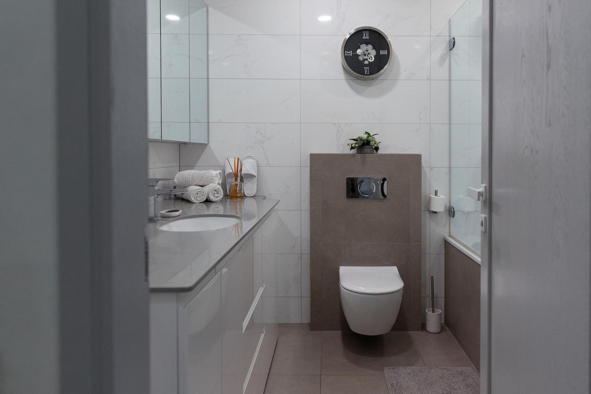 Bright Kaunas Apartment With Castle View Extérieur photo
