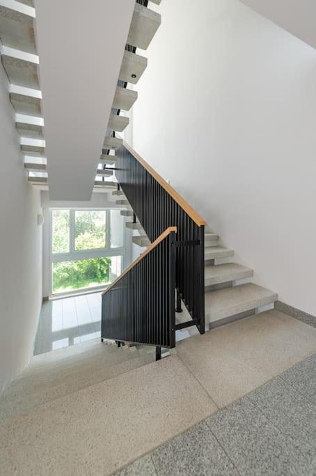 Bright Kaunas Apartment With Castle View Extérieur photo