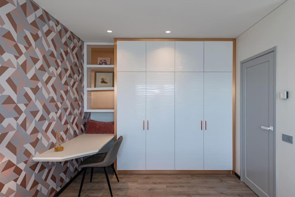 Bright Kaunas Apartment With Castle View Extérieur photo